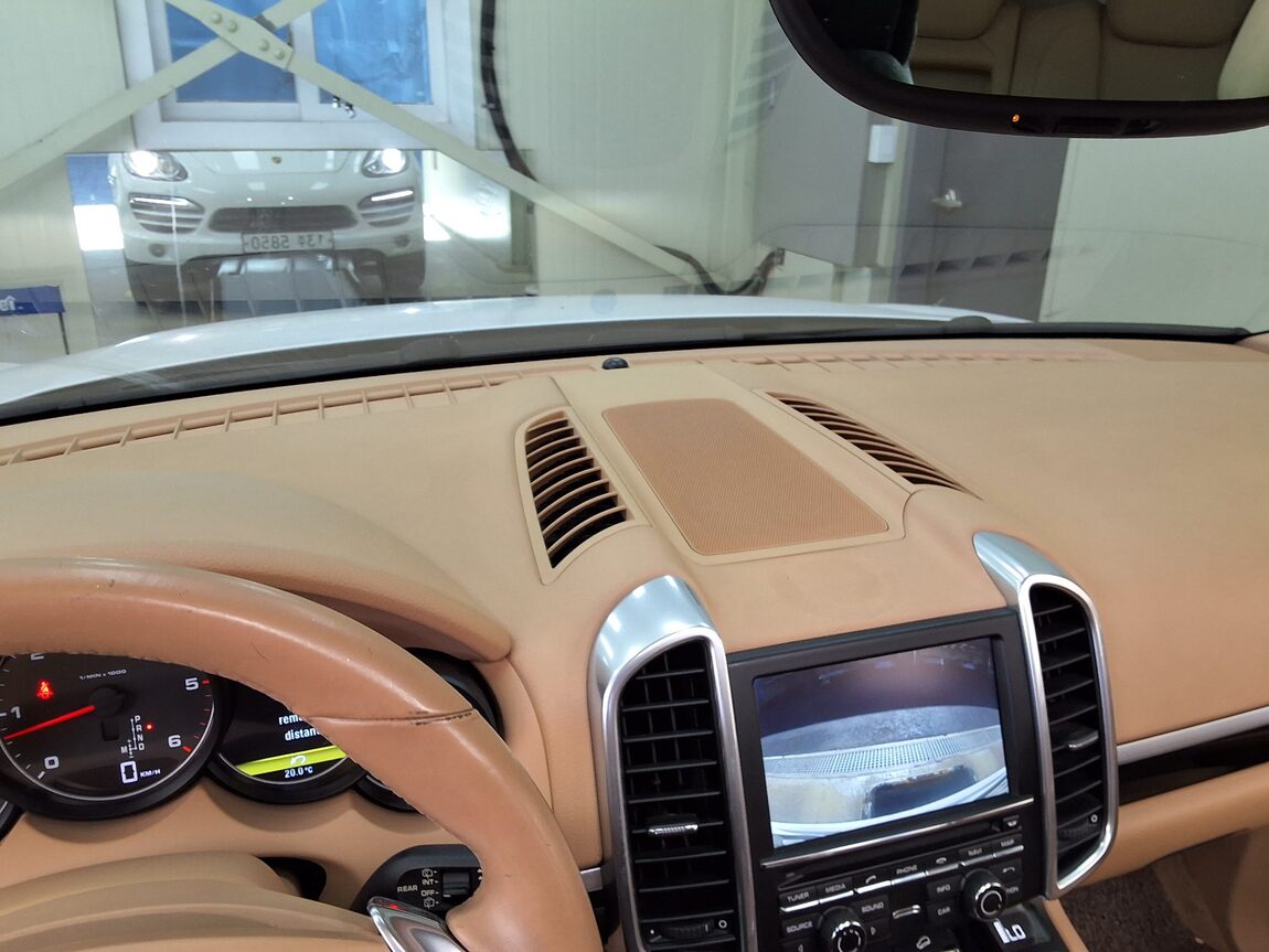 PORSCHE CAYENNE (2ND GEN) DIESEL 3.0 2014 - zdjęcie 25
