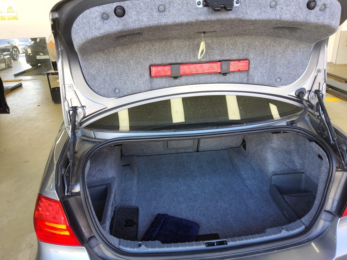 BMW 3 SERIES (5TH GEN) 320d 2011 - zdjęcie 15