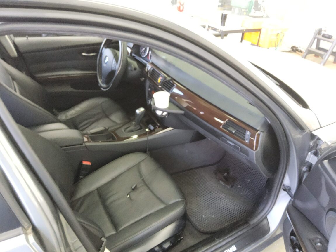 BMW 3 SERIES (5TH GEN) 320d 2011 - zdjęcie 14