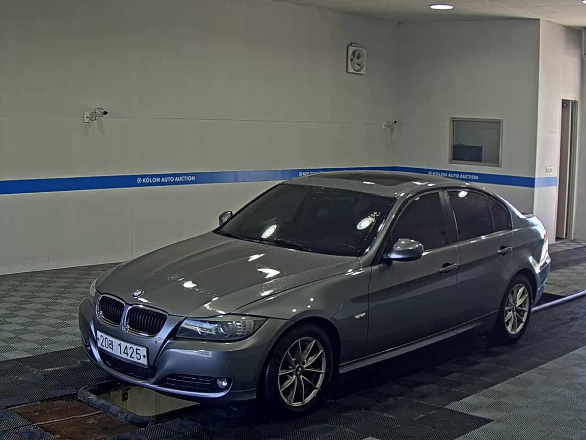 BMW 3 SERIES (5TH GEN) 320d 2011 - zdjęcie 2