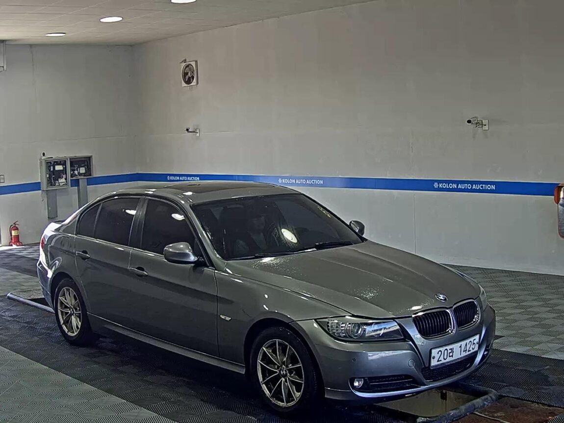 BMW 3 SERIES (5TH GEN) 320d 2011 - zdjęcie 3