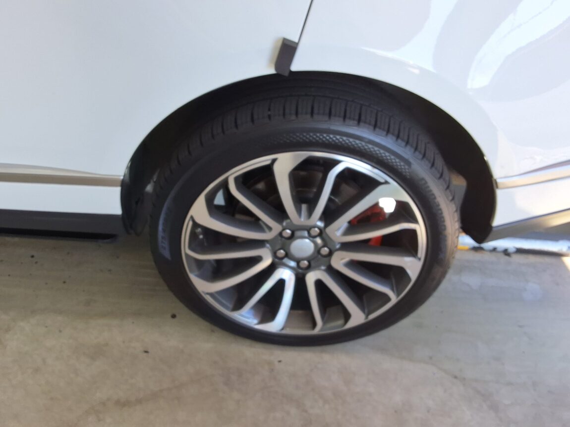 LAND ROVER RANGE ROVER (4TH GEN) 5.0 V8 SC LWB AB 2014 - zdjęcie 20