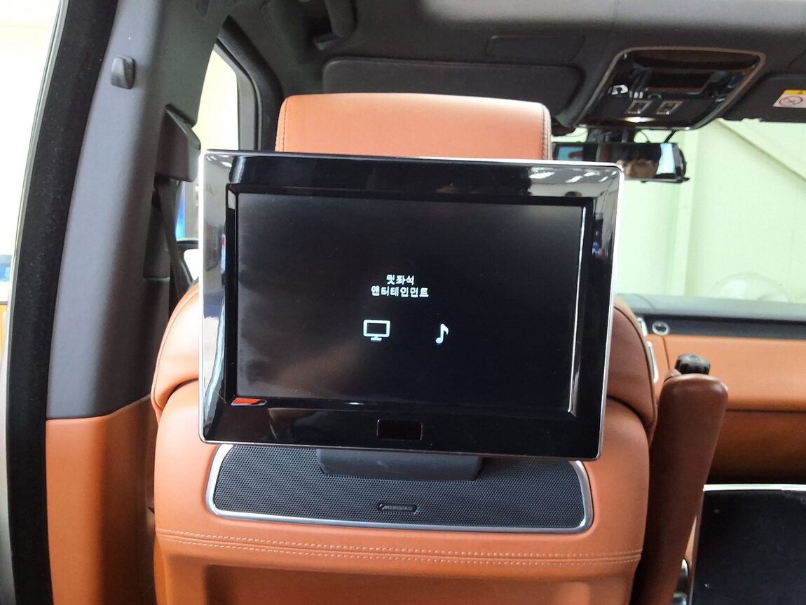 LAND ROVER RANGE ROVER (4TH GEN) 5.0 V8 SC LWB AB 2014 - zdjęcie 27