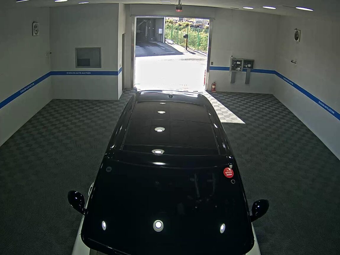 LAND ROVER RANGE ROVER (4TH GEN) 5.0 V8 SC LWB AB 2014 - zdjęcie 7