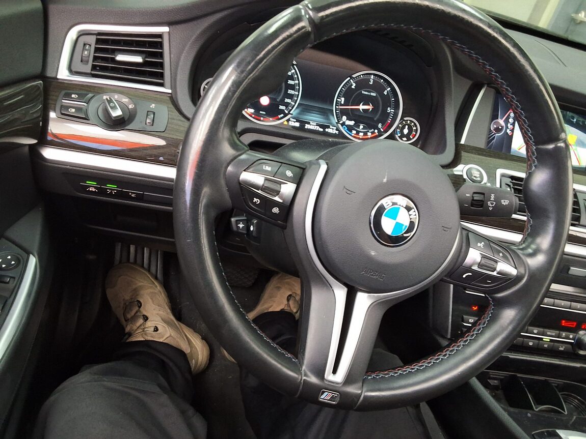 BMW GRAN TURISMO (GT) 5 SERIES GT 30d xDRIVE LUXURY 2016 - zdjęcie 23