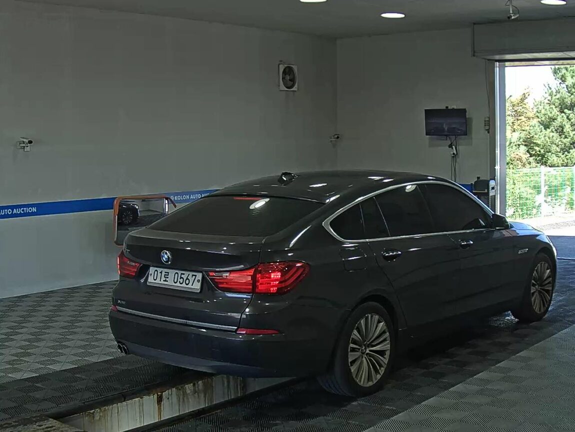 BMW GRAN TURISMO (GT) 5 SERIES GT 30d xDRIVE LUXURY 2016 - zdjęcie 5