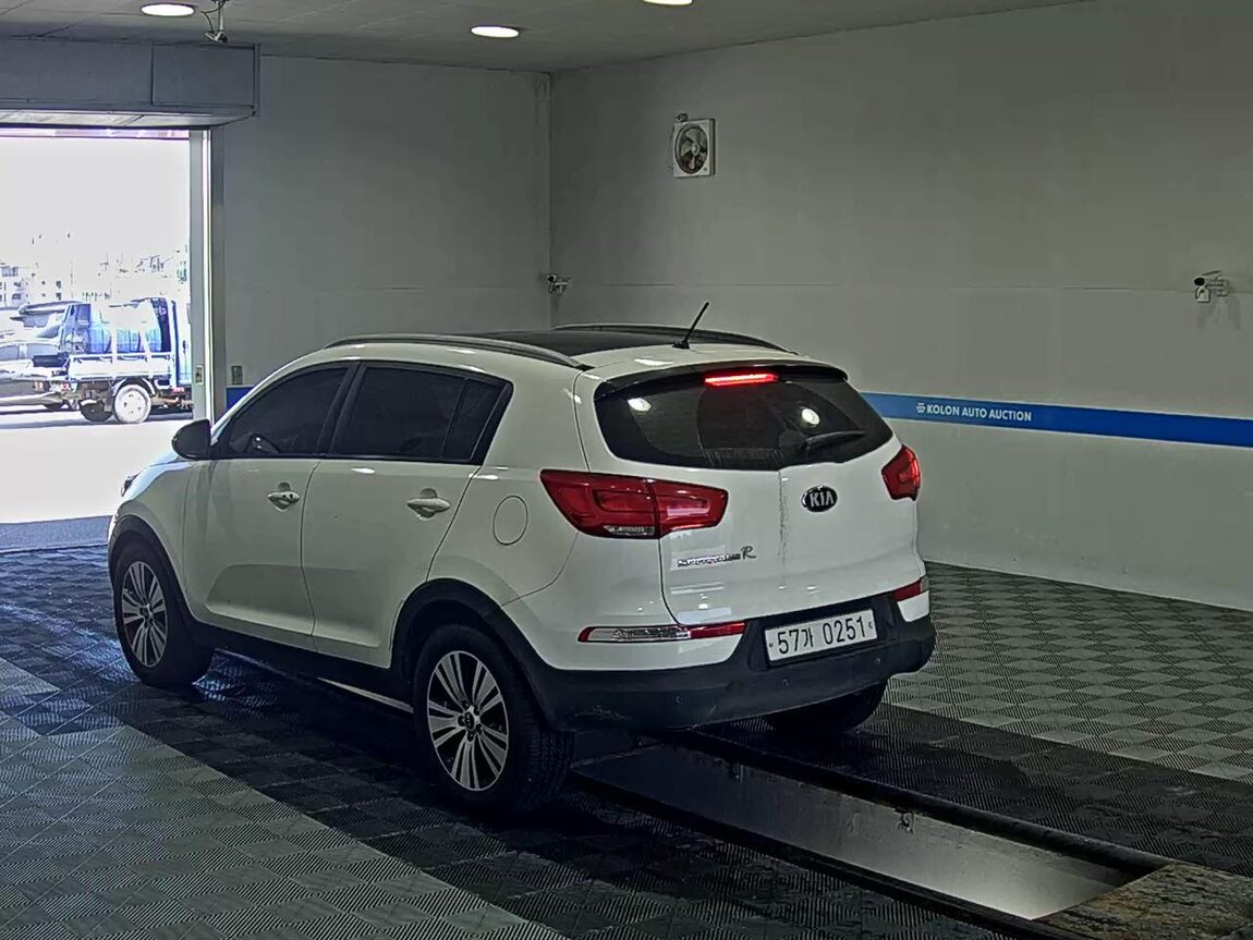 KIA THE NEW SPORTAGE R DIESEL R2.0 2WD TRENDY 2014 - zdjęcie 6