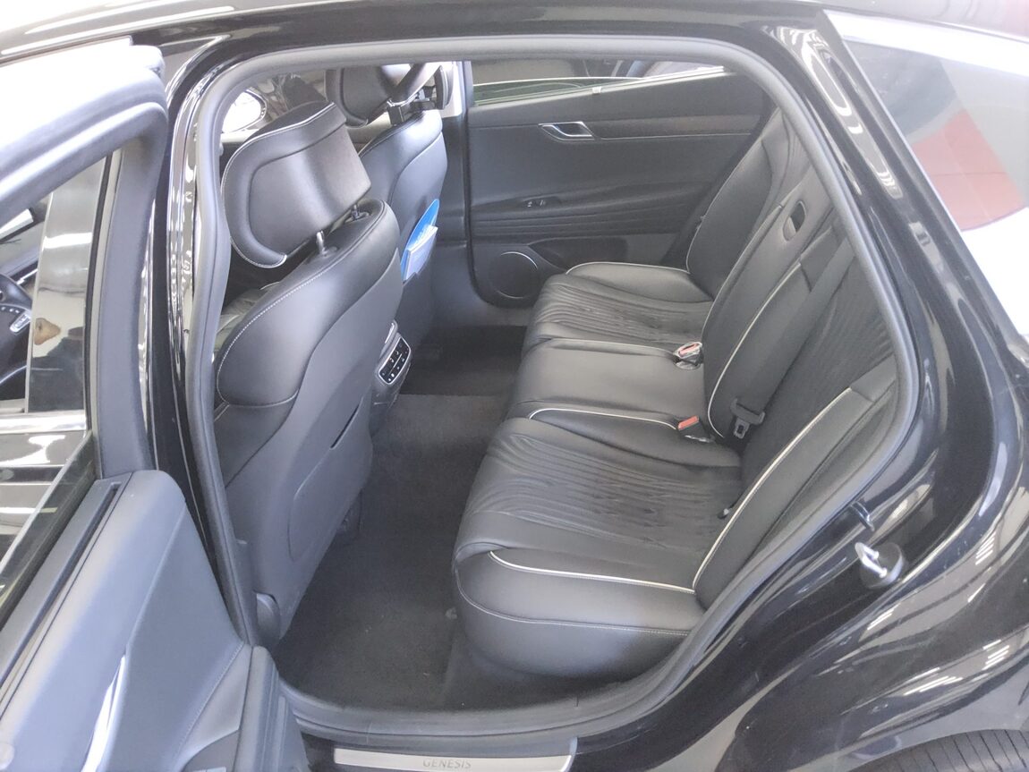 GENESIS THE ALL NEW G80 GASOLINE 2.5 2WD BASE MODEL 2022 - zdjęcie 13