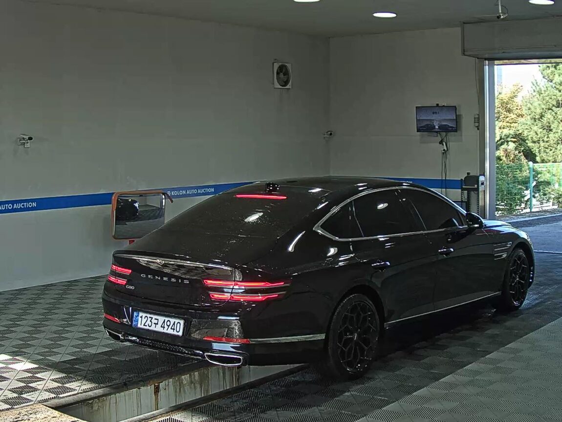 GENESIS THE ALL NEW G80 GASOLINE 2.5 2WD BASE MODEL 2022 - zdjęcie 5