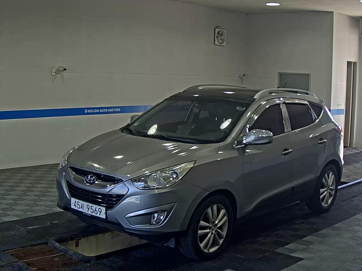 HYUNDAI TUCSON ix DIESEL R20 2WD LX20 PREMIER 2010 - zdjęcie 2