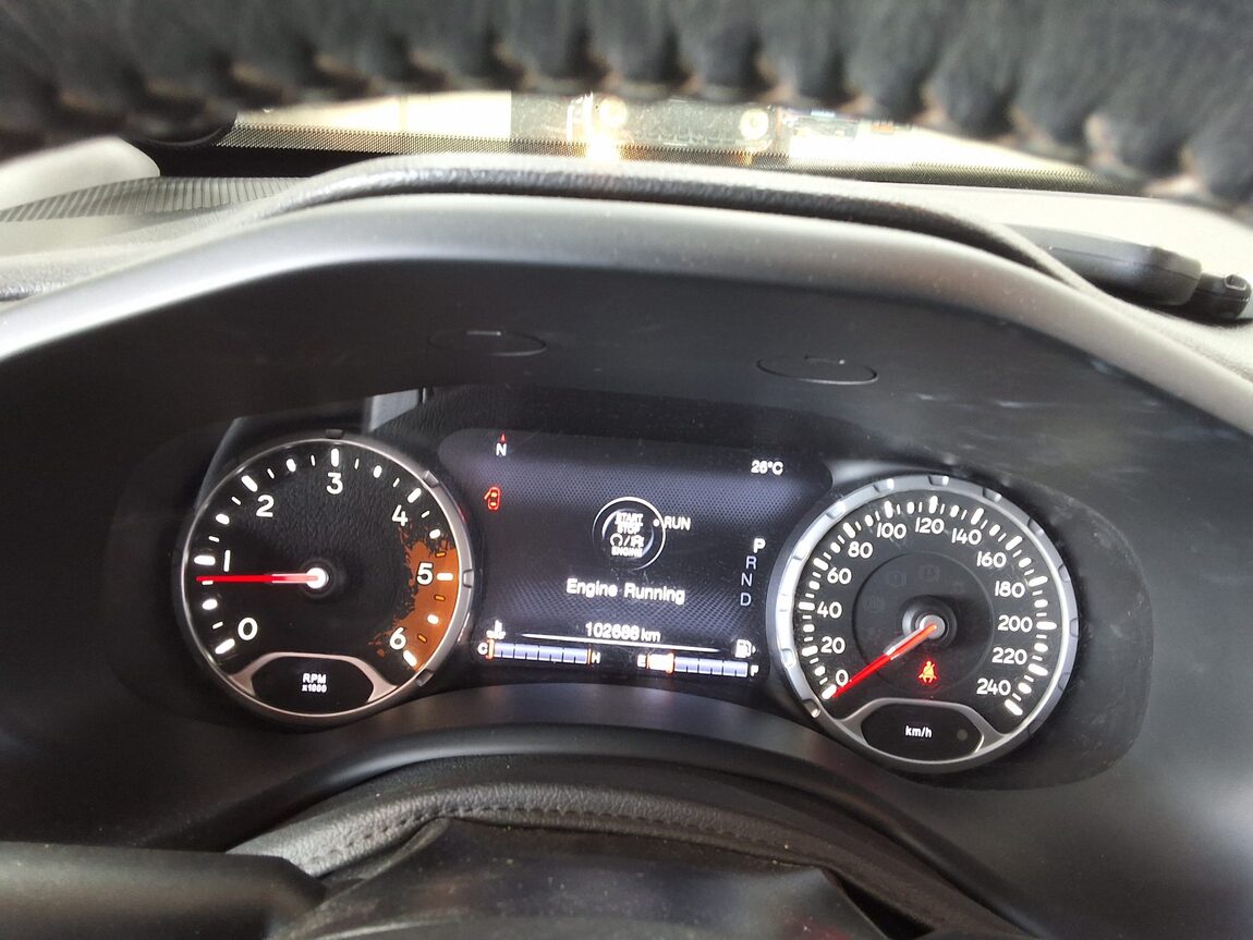 JEEP RENEGADE 2.0 DIESEL AWD LONGITUDE 2017 - zdjęcie 10
