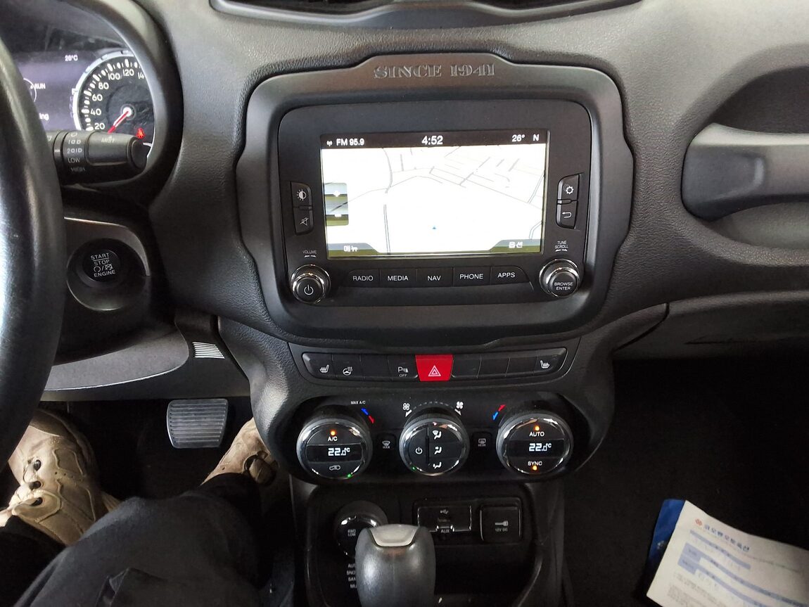 JEEP RENEGADE 2.0 DIESEL AWD LONGITUDE 2017 - zdjęcie 23