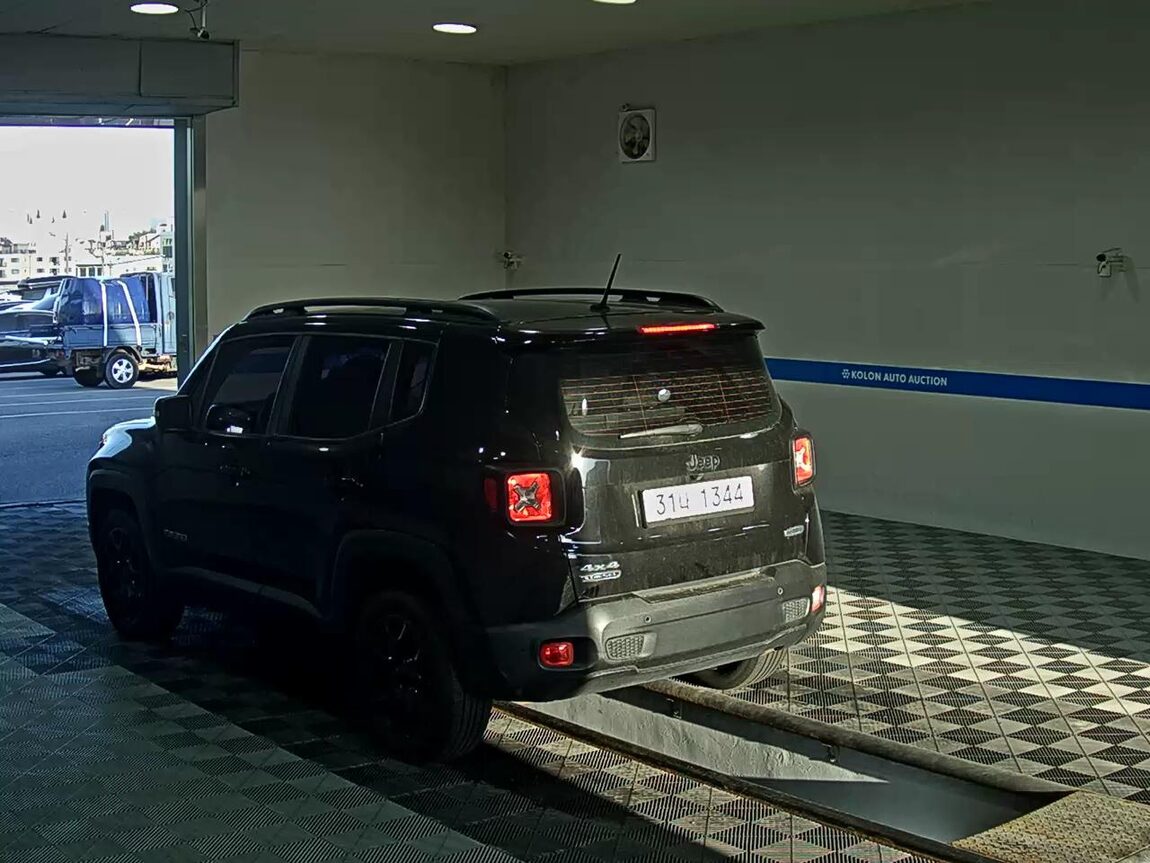 JEEP RENEGADE 2.0 DIESEL AWD LONGITUDE 2017 - zdjęcie 6