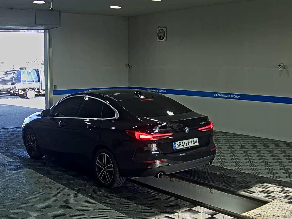 BMW 2 SERIES (2ND GEN) GRAN COUPE 220i ADVANTAGE 2022 - zdjęcie 6