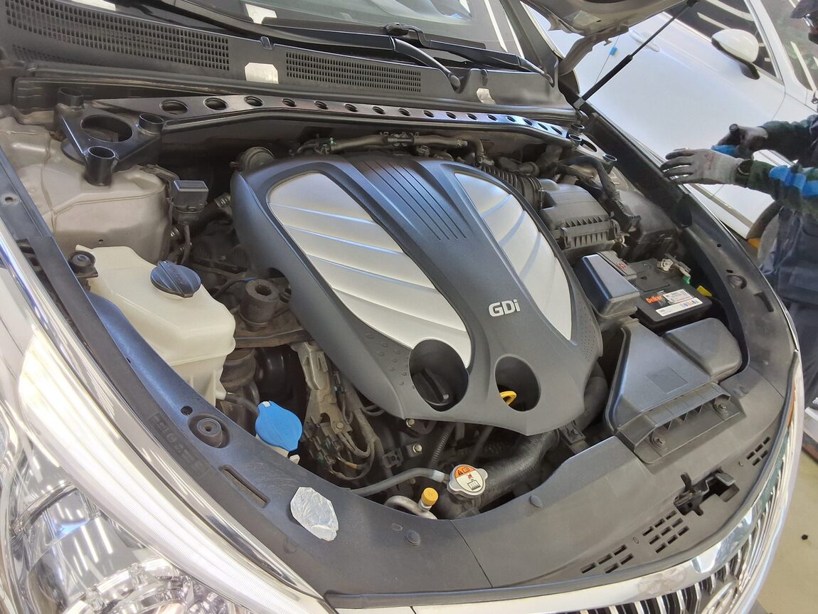 HYUNDAI GRANDEUR HG HG 300 PREMIUM 2014 - zdjęcie 20