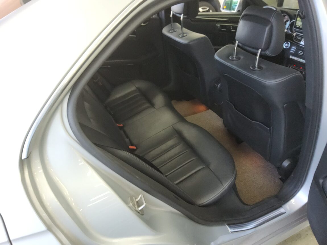 MERCEDES-BENZ E-CLASS (4TH GEN) E250 CDI BLUETEC 4MATIC AVANTGARDE 2016 - zdjęcie 13