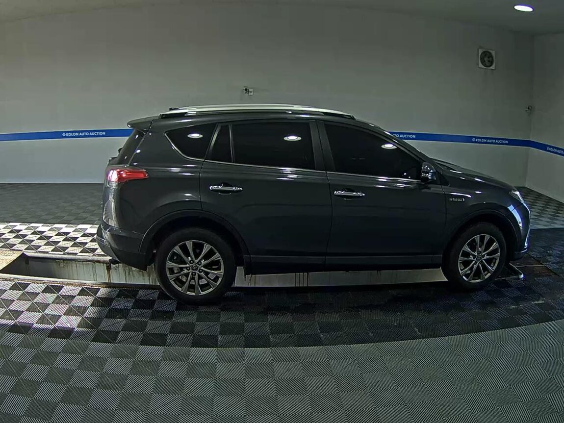 TOYOTA RAV4 (4TH GEN) 2.5 4WD HYBRID 2016 - zdjęcie 4