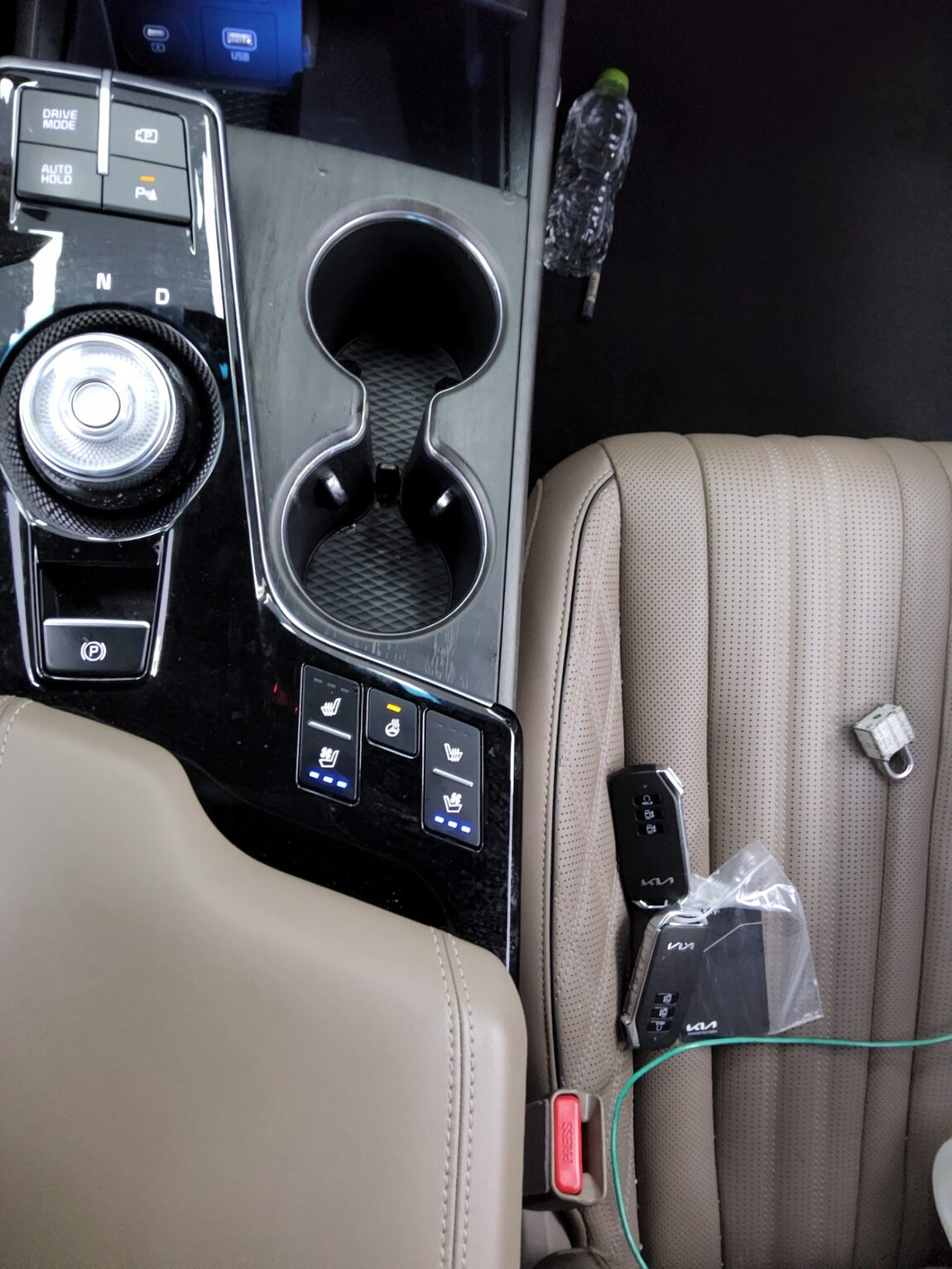 KIA K8 3.5 GDI 2WD SIGNATURE 2023 - zdjęcie 19