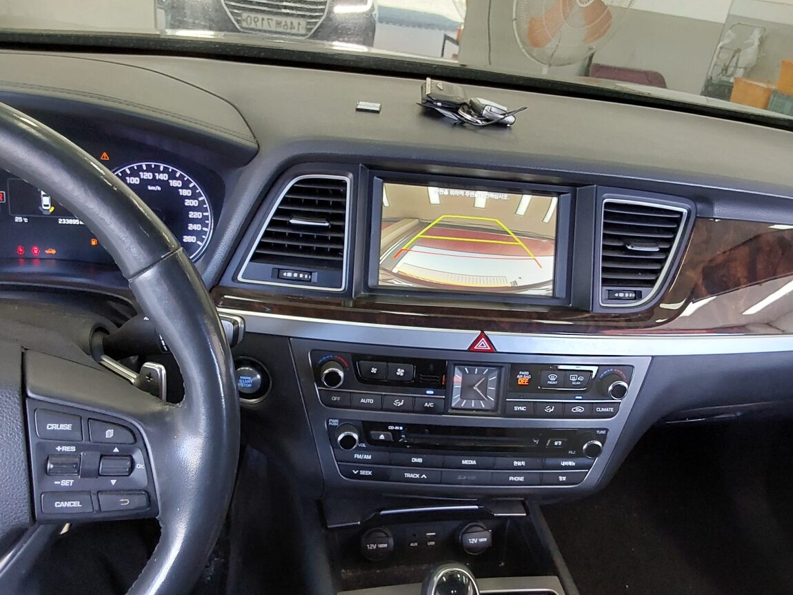 HYUNDAI GENESIS DH G330 MODERN 2016 - zdjęcie 17