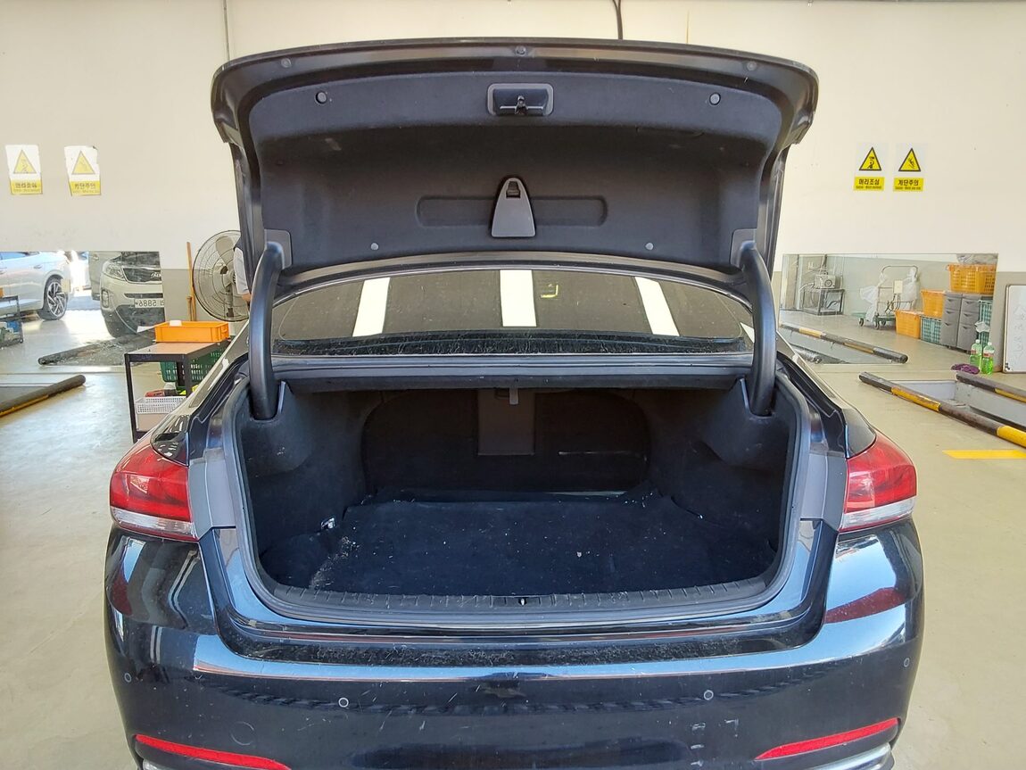 HYUNDAI GENESIS DH G330 MODERN 2016 - zdjęcie 15