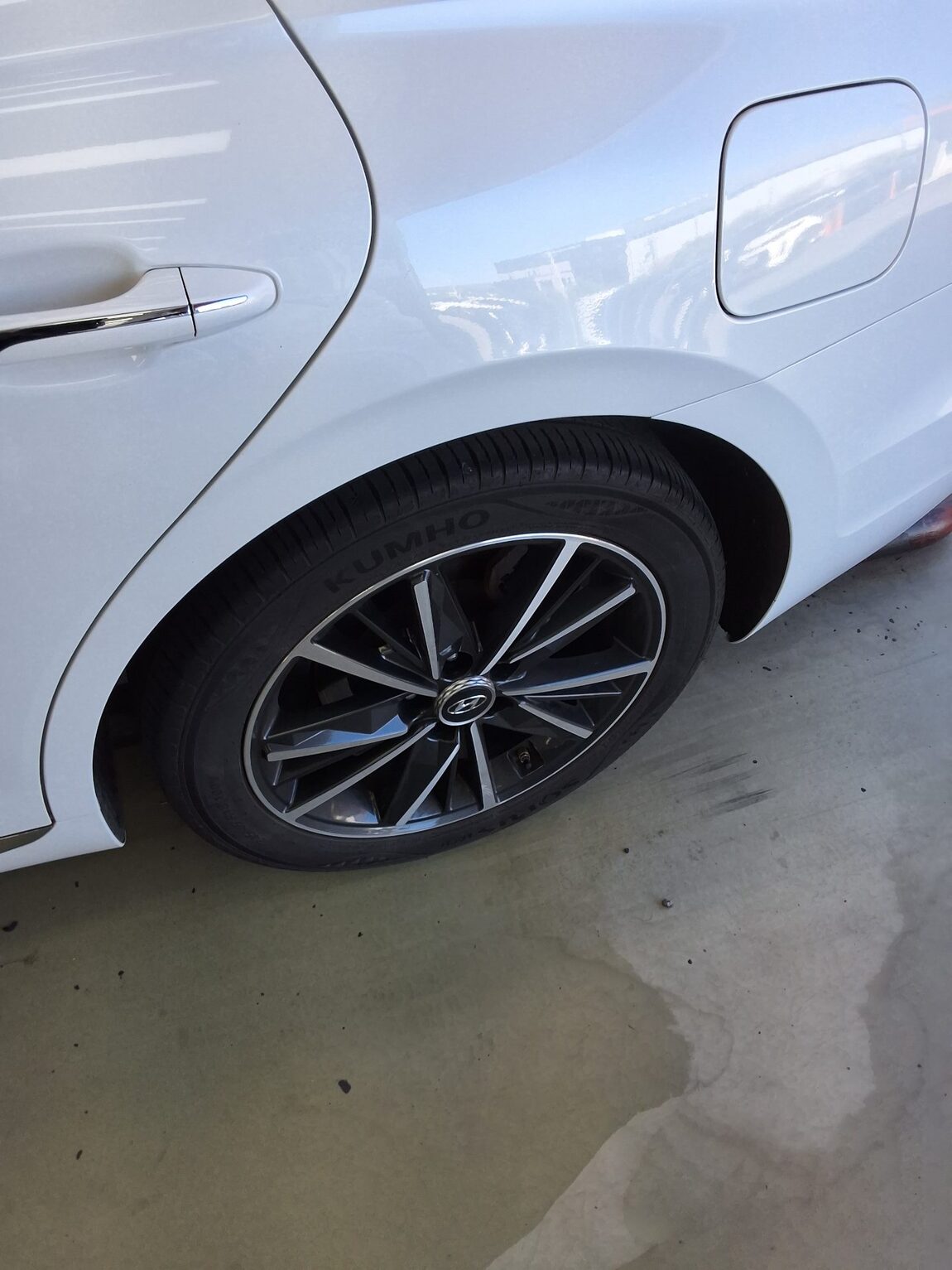 HYUNDAI THE NEW GRANDEUR IG GASOLINE 3.3 LE BLANC 2022 - zdjęcie 22
