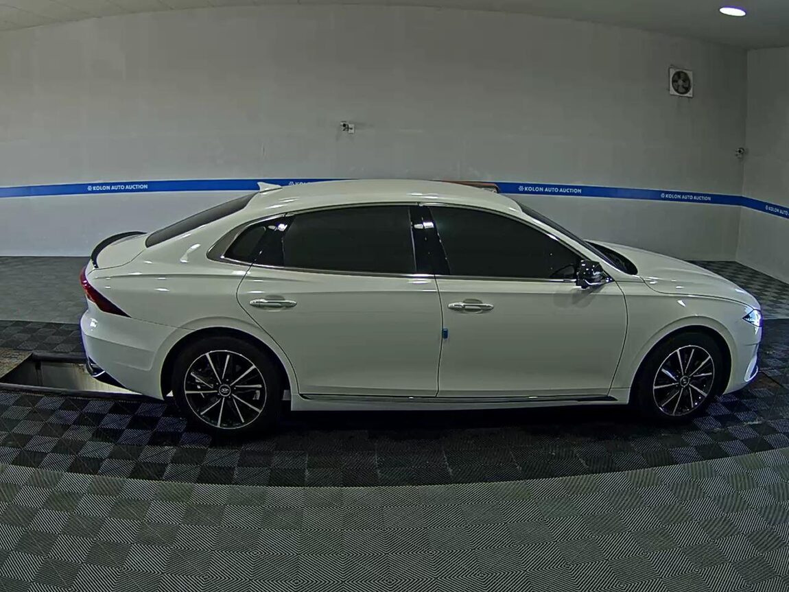 HYUNDAI THE NEW GRANDEUR IG GASOLINE 3.3 LE BLANC 2022 - zdjęcie 4