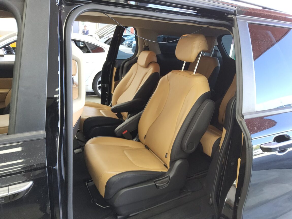 KIA NEW CARNIVAL (KA4) 9-SEATER GASOLINE PRESTIGE 2023 - zdjęcie 12