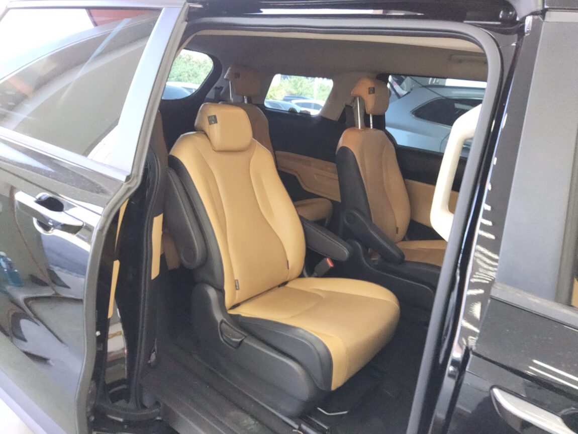 KIA NEW CARNIVAL (KA4) 9-SEATER GASOLINE PRESTIGE 2023 - zdjęcie 13