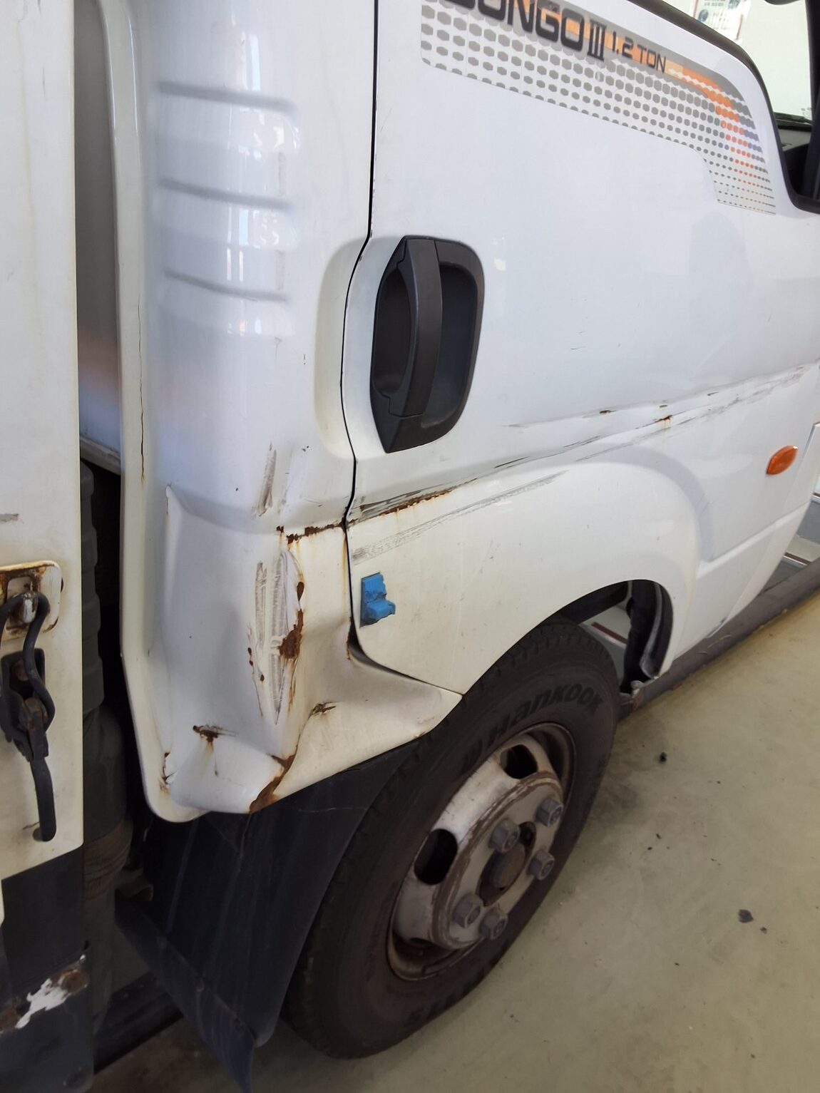 KIA BONGO III CARGO 1.2 TON STANDARD CAB EXTRA LONG WHEELBASE 2014 - zdjęcie 22