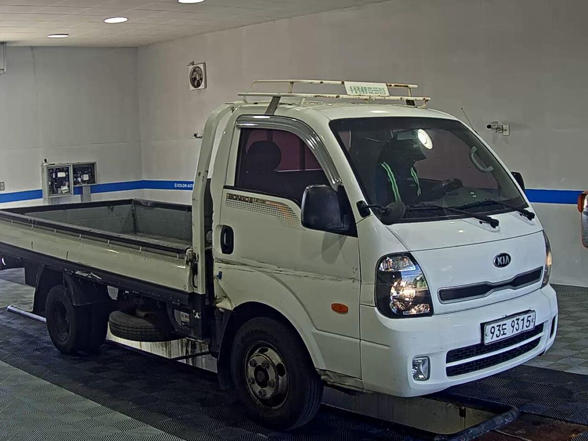 KIA BONGO III CARGO 1.2 TON STANDARD CAB EXTRA LONG WHEELBASE 2014 - zdjęcie 3