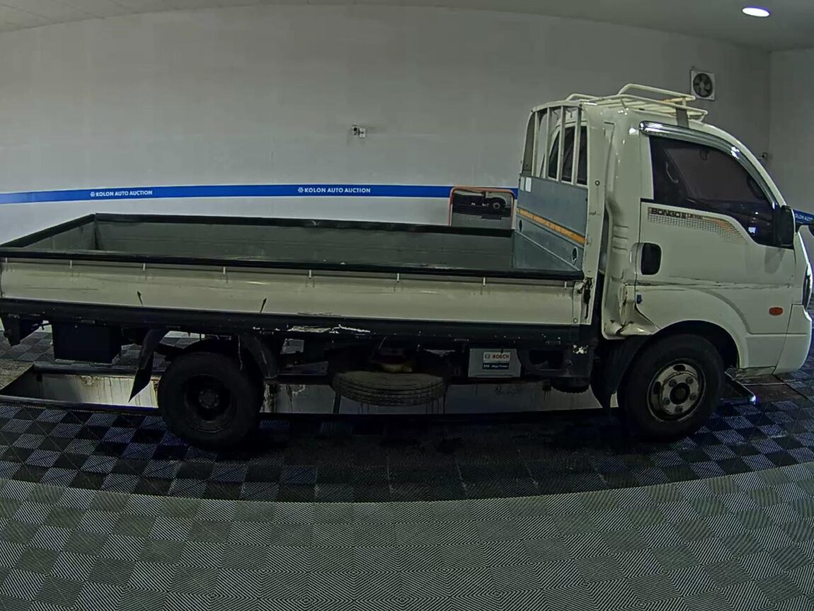 KIA BONGO III CARGO 1.2 TON STANDARD CAB EXTRA LONG WHEELBASE 2014 - zdjęcie 4