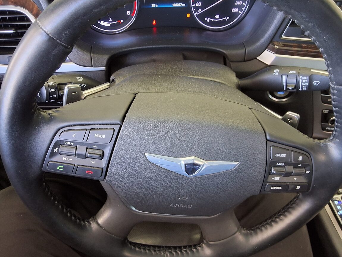 HYUNDAI GENESIS DH G380 AWD EXCLUSIVE 2016 - zdjęcie 17