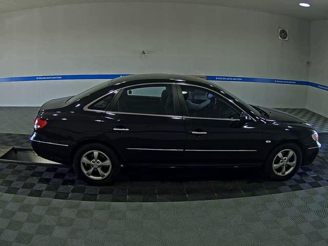 HYUNDAI GRANDEUR TG Q270 BASE MODEL 2006 - zdjęcie 4
