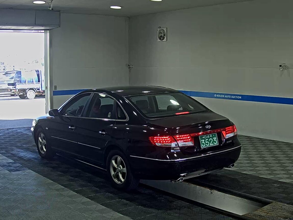HYUNDAI GRANDEUR TG Q270 BASE MODEL 2006 - zdjęcie 6