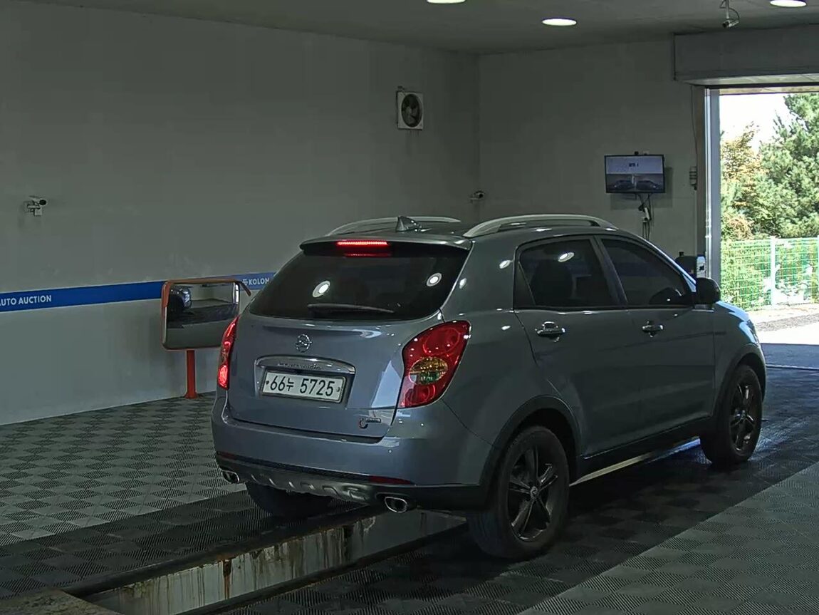 KG MOBILITY (SSANGYONG) KORANDO C CLUBBY 2WD PARK 2011 - zdjęcie 5