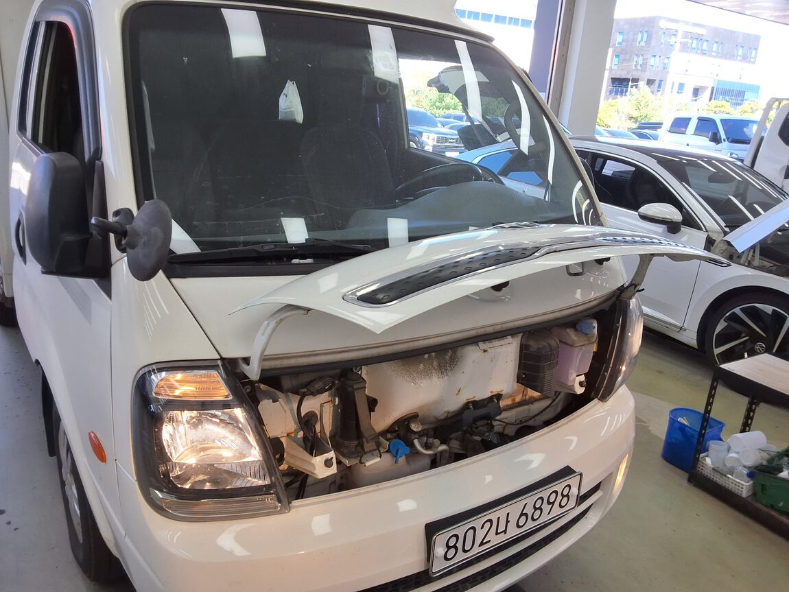 KIA THE NEW BONGO III CARGO BUILT-IN BOX TRUCK PLUS MODEL 2020 - zdjęcie 17