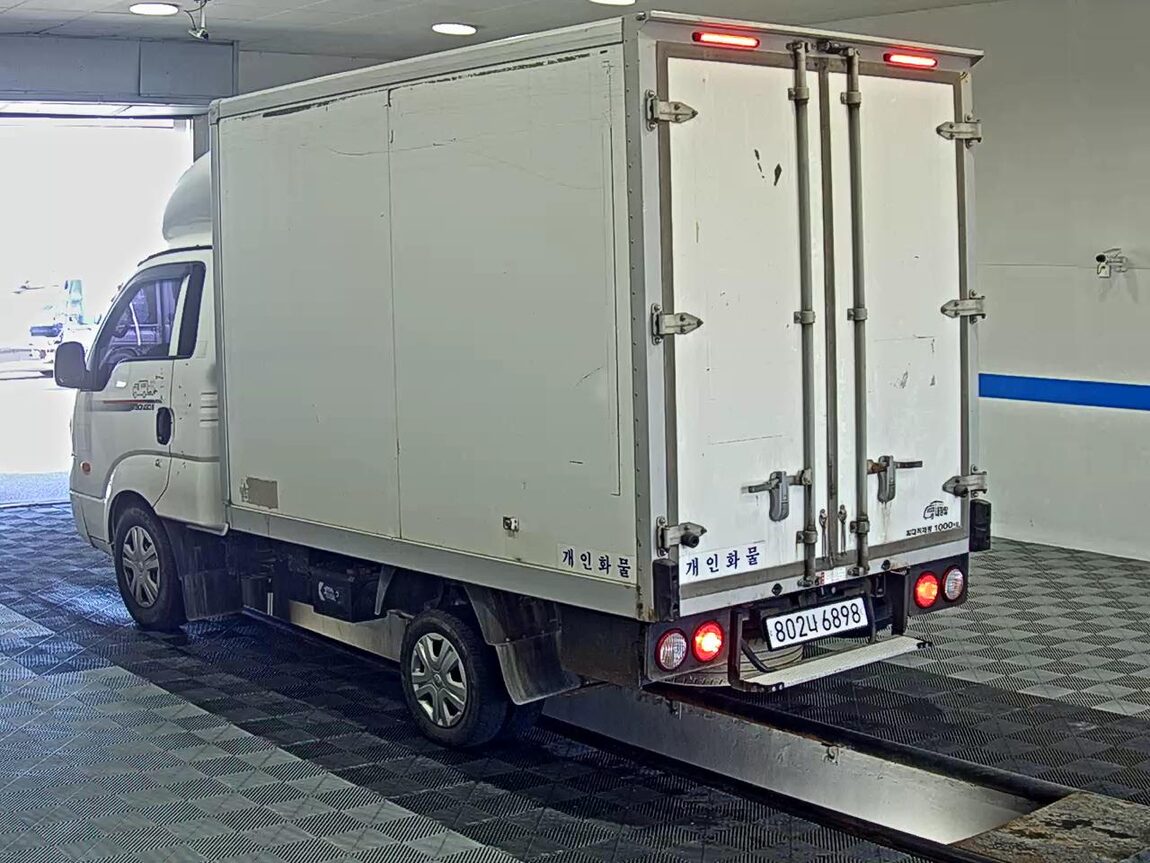 KIA THE NEW BONGO III CARGO BUILT-IN BOX TRUCK PLUS MODEL 2020 - zdjęcie 6