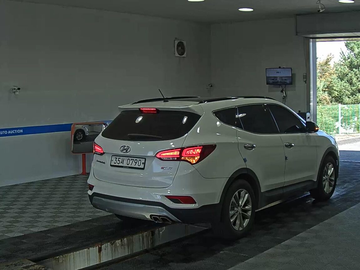HYUNDAI SANTA FE THE PRIME DIESEL R2.0 2WD PREMIUM 2016 - zdjęcie 5