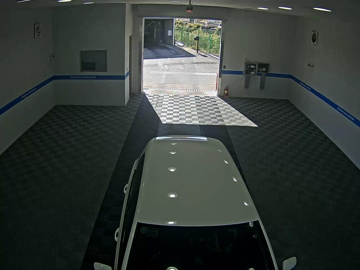 VOLKSWAGEN GOLF (6TH GEN) 1.6 TDI BLUEMOTION 2012 - zdjęcie 7