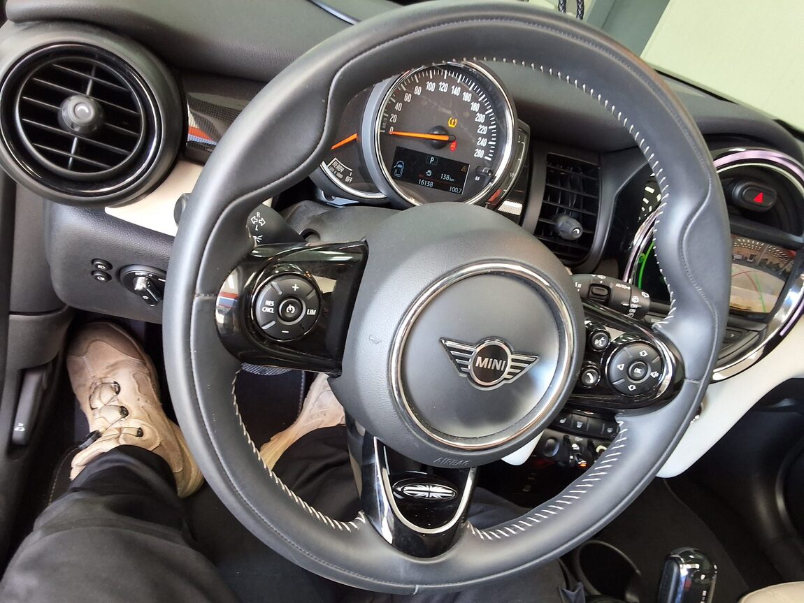 MINI COOPER (3RD GEN) 2.0 S KINGS ROAD EDITION 2020 - zdjęcie 20