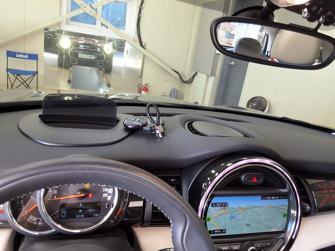 MINI COOPER (3RD GEN) 2.0 S KINGS ROAD EDITION 2020 - zdjęcie 22