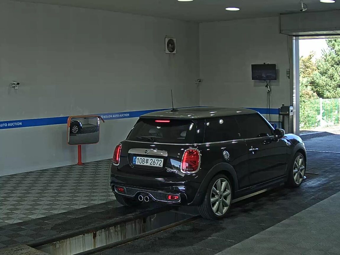 MINI COOPER (3RD GEN) 2.0 S KINGS ROAD EDITION 2020 - zdjęcie 5