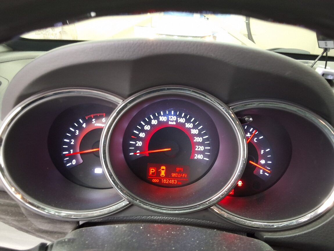 KIA SORENTO R DIESEL 2.0 2WD TLX LUXURY MODEL 2011 - zdjęcie 10