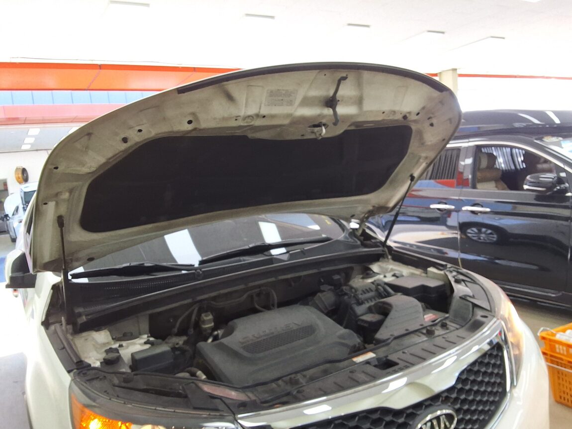 KIA SORENTO R DIESEL 2.0 2WD TLX LUXURY MODEL 2011 - zdjęcie 18