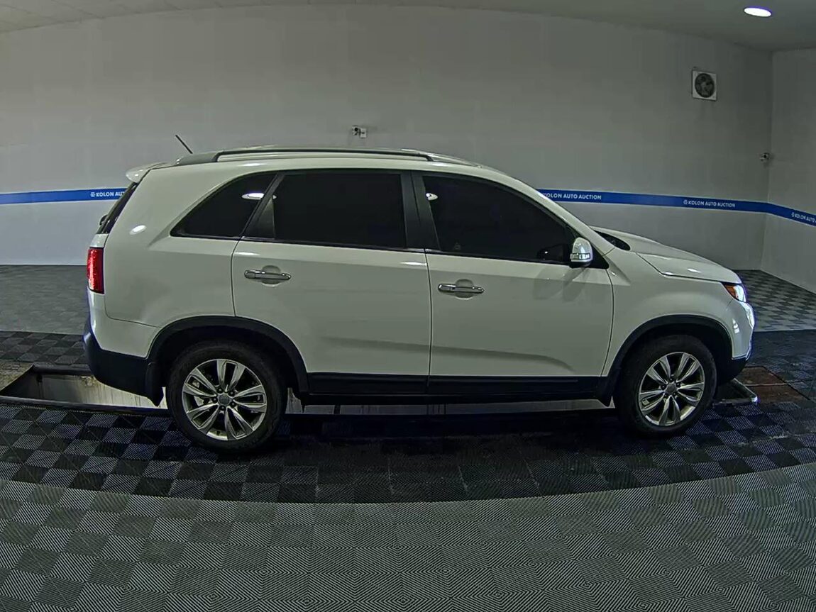 KIA SORENTO R DIESEL 2.0 2WD TLX LUXURY MODEL 2011 - zdjęcie 4
