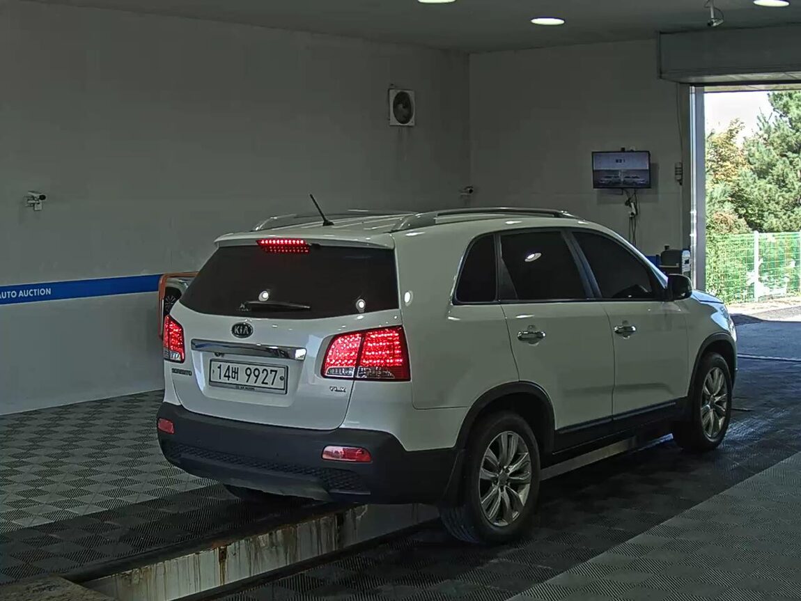 KIA SORENTO R DIESEL 2.0 2WD TLX LUXURY MODEL 2011 - zdjęcie 5