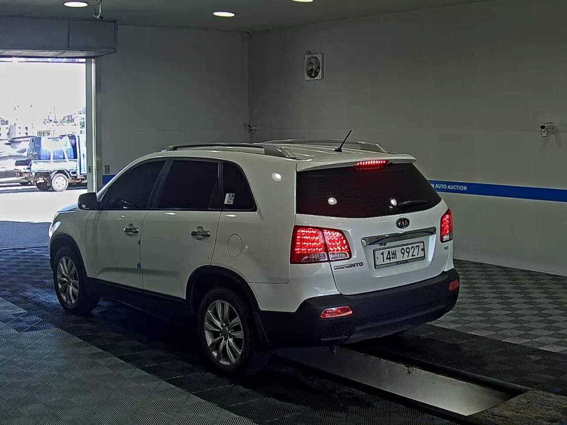 KIA SORENTO R DIESEL 2.0 2WD TLX LUXURY MODEL 2011 - zdjęcie 6