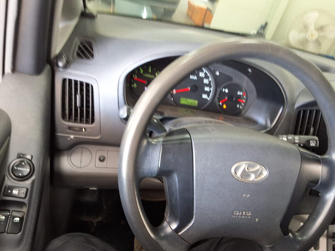 HYUNDAI GRAND STAREX 12-SEATER DIESEL CVX DELUXE 2016 - zdjęcie 22