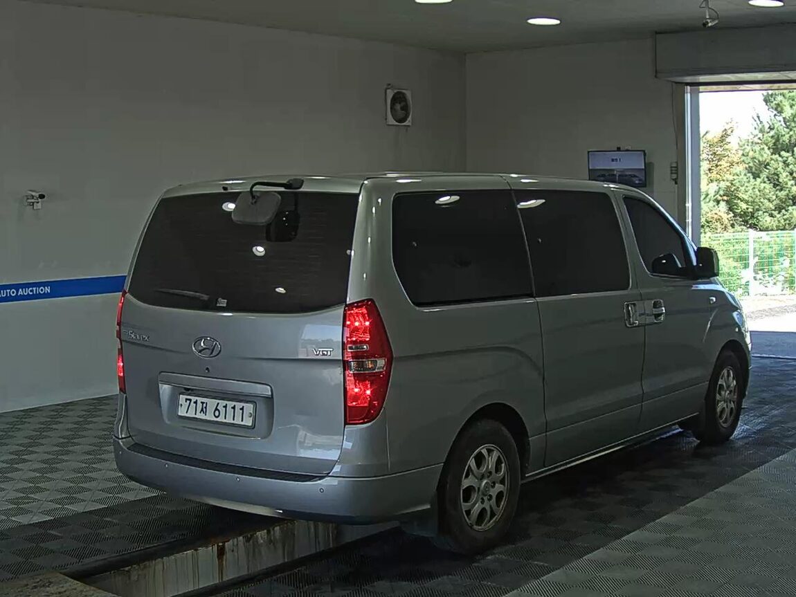 HYUNDAI GRAND STAREX 12-SEATER DIESEL CVX DELUXE 2016 - zdjęcie 5