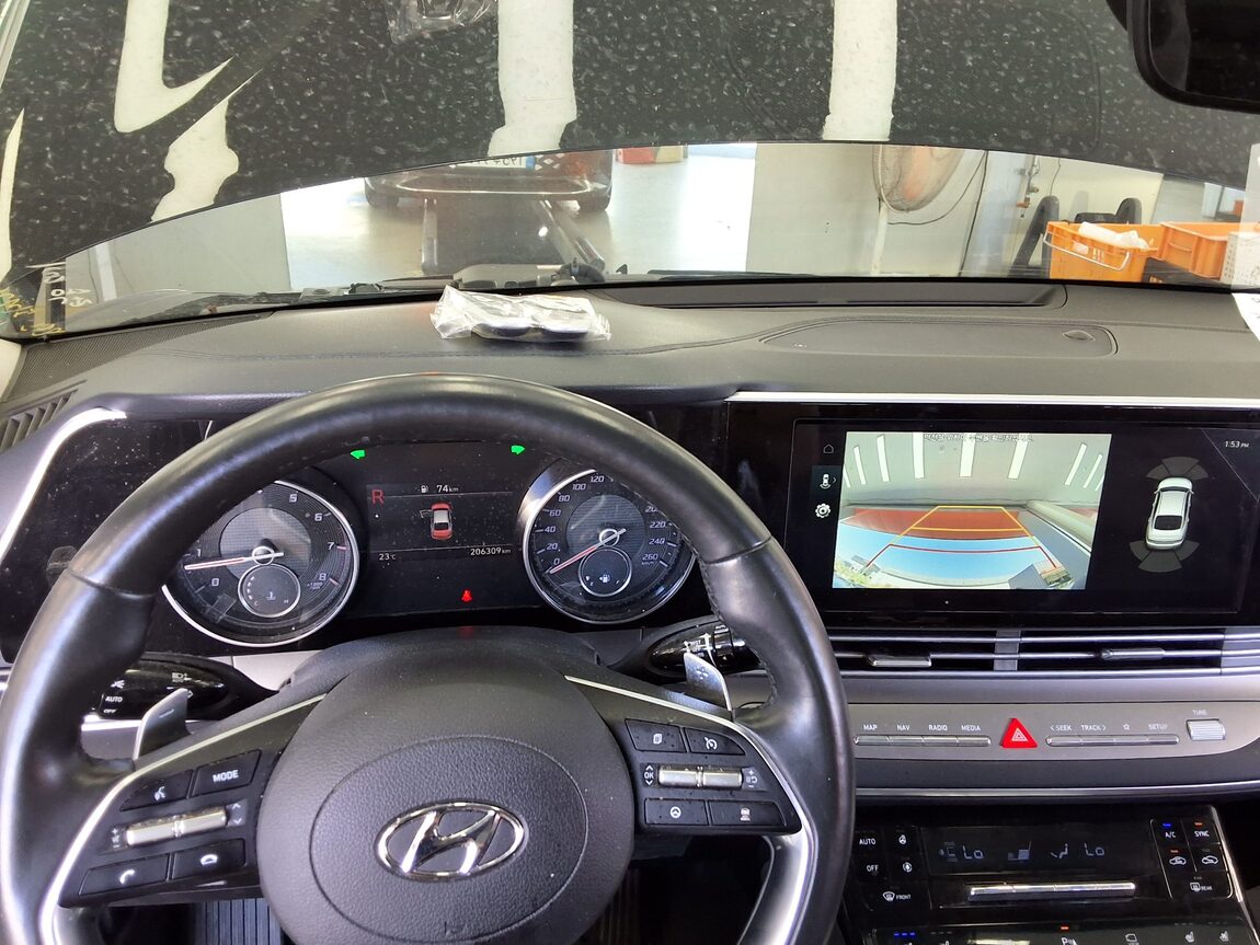 HYUNDAI THE NEW GRANDEUR IG GASOLINE 2.5 PREMIUM CHOICE 2020 - zdjęcie 17